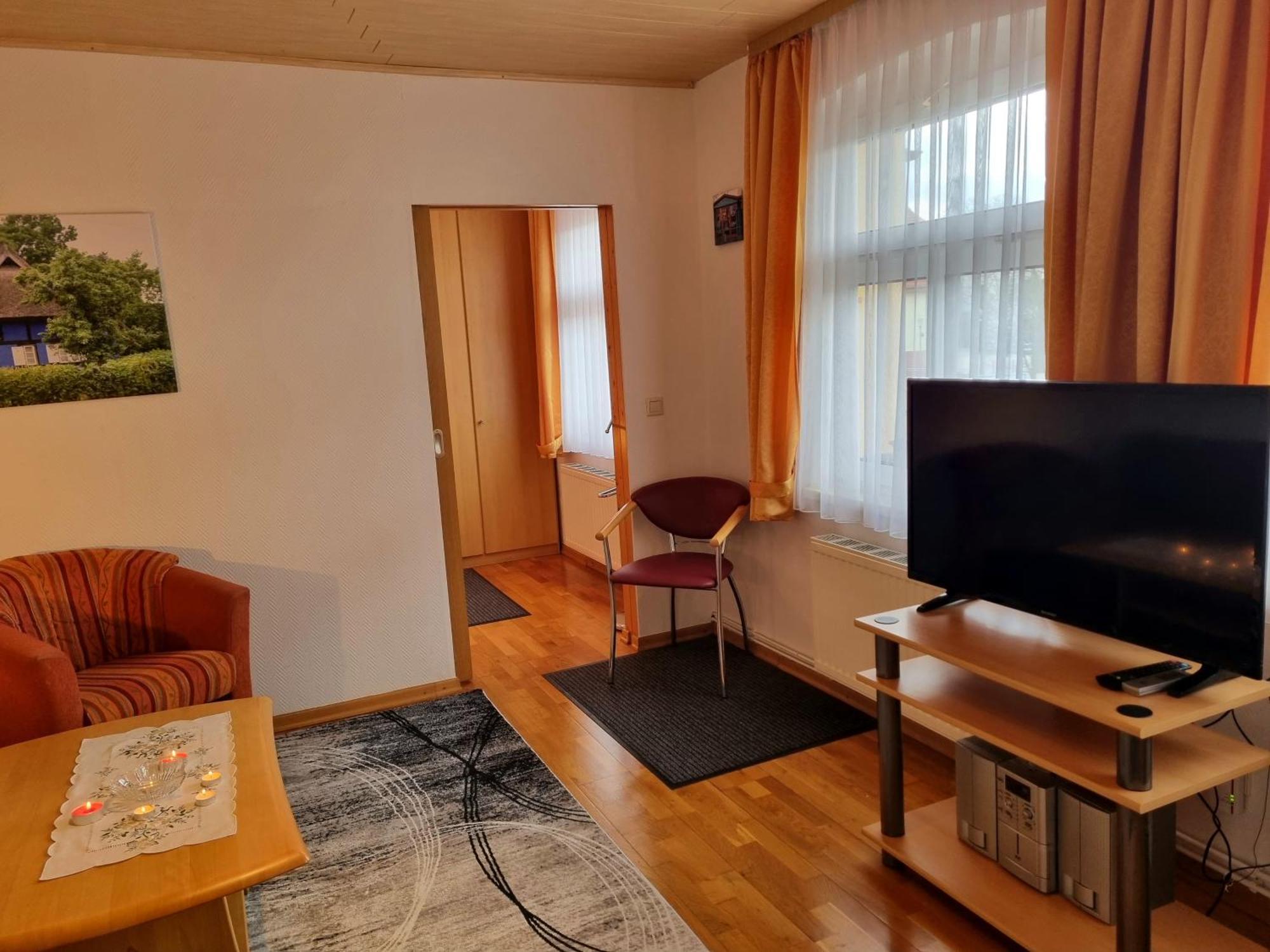 Kleine, Aber Feine Ferienwohnung Am Park ゼーバート・ヘリングスドルフ エクステリア 写真