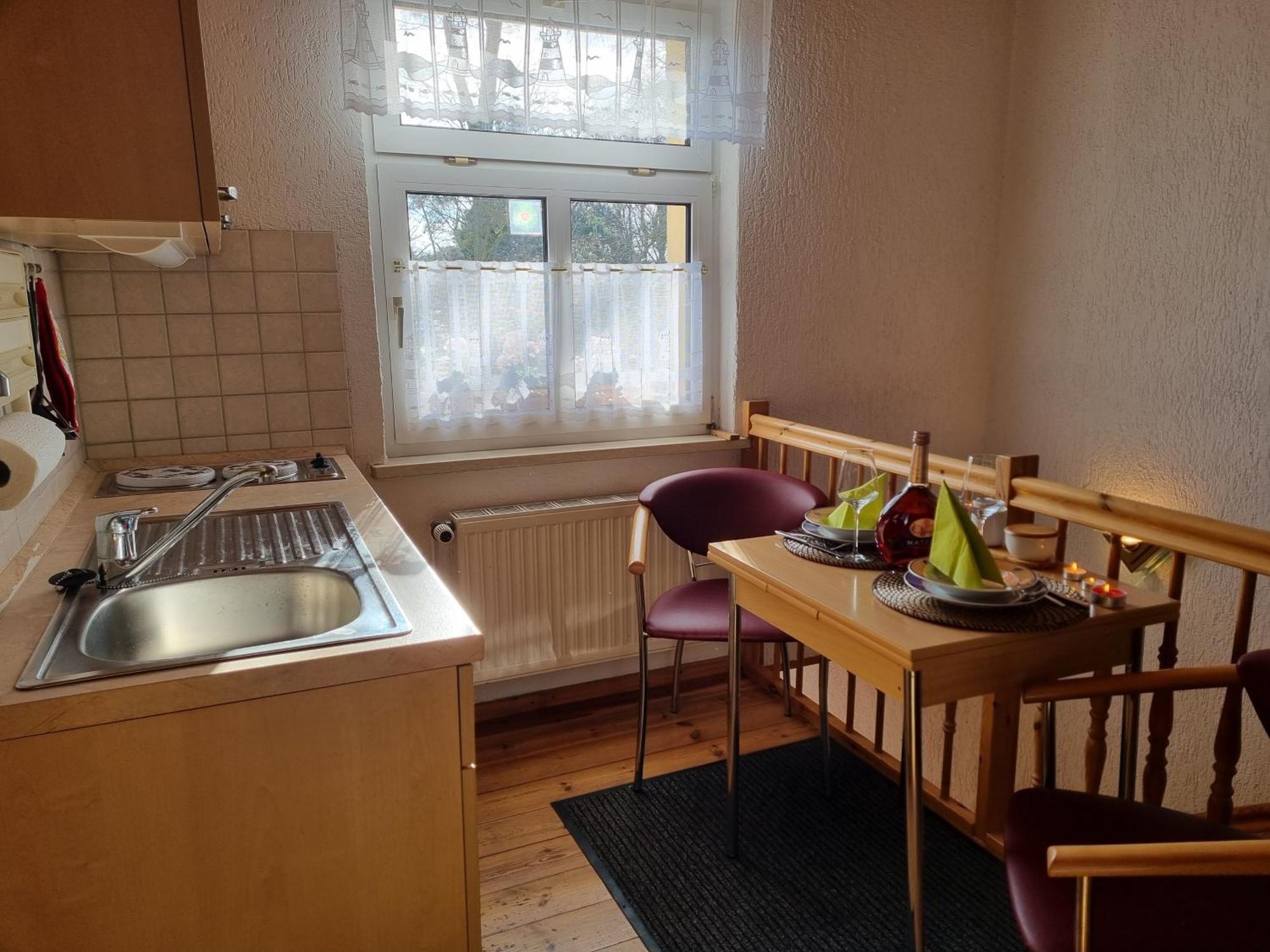 Kleine, Aber Feine Ferienwohnung Am Park ゼーバート・ヘリングスドルフ エクステリア 写真